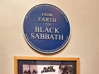 fromearthtoblacksabbath02
