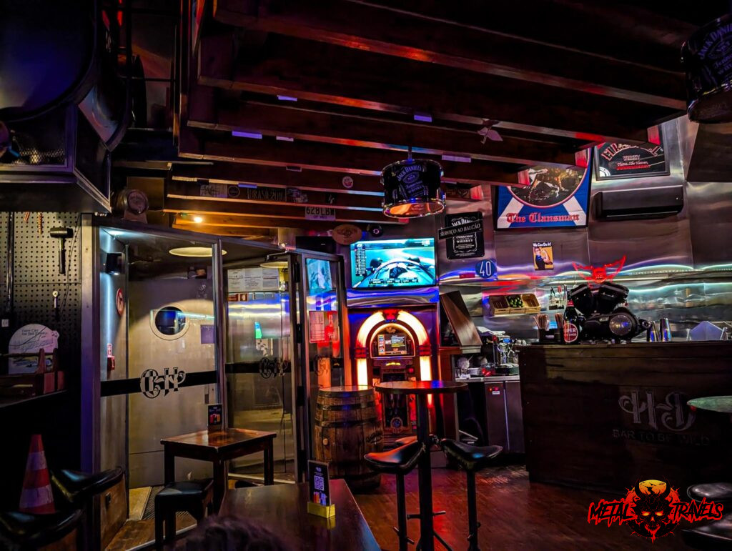 HD-Bar-to-Be-Wild-05