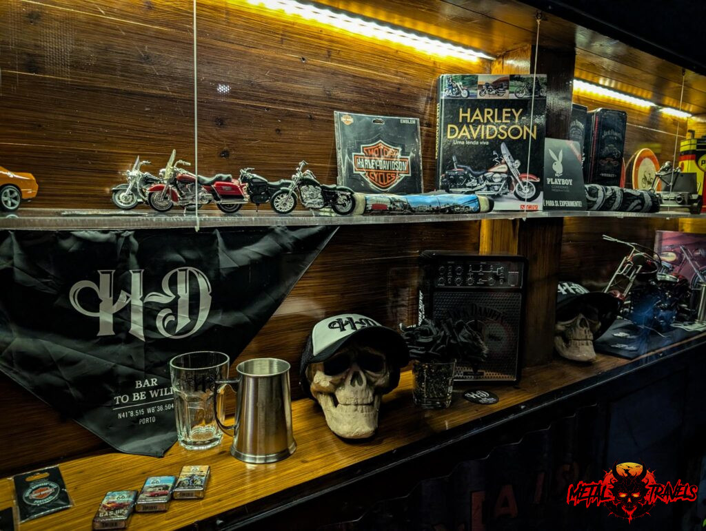 HD-Bar-to-Be-Wild-08