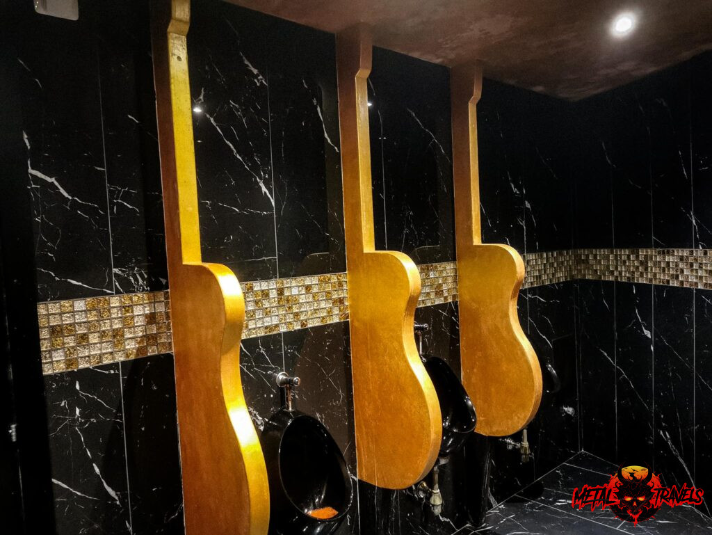 Rock-Star-Restaurant-03-1024x769