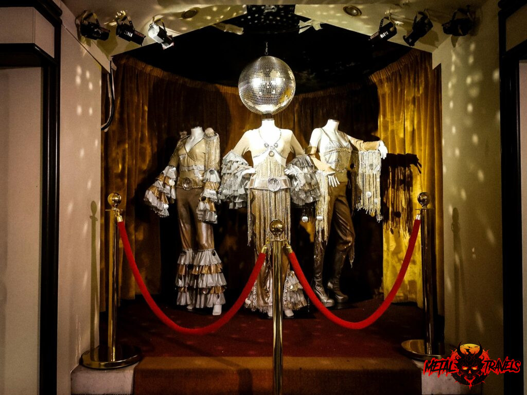 Rock-Star-Restaurant-04-1024x768