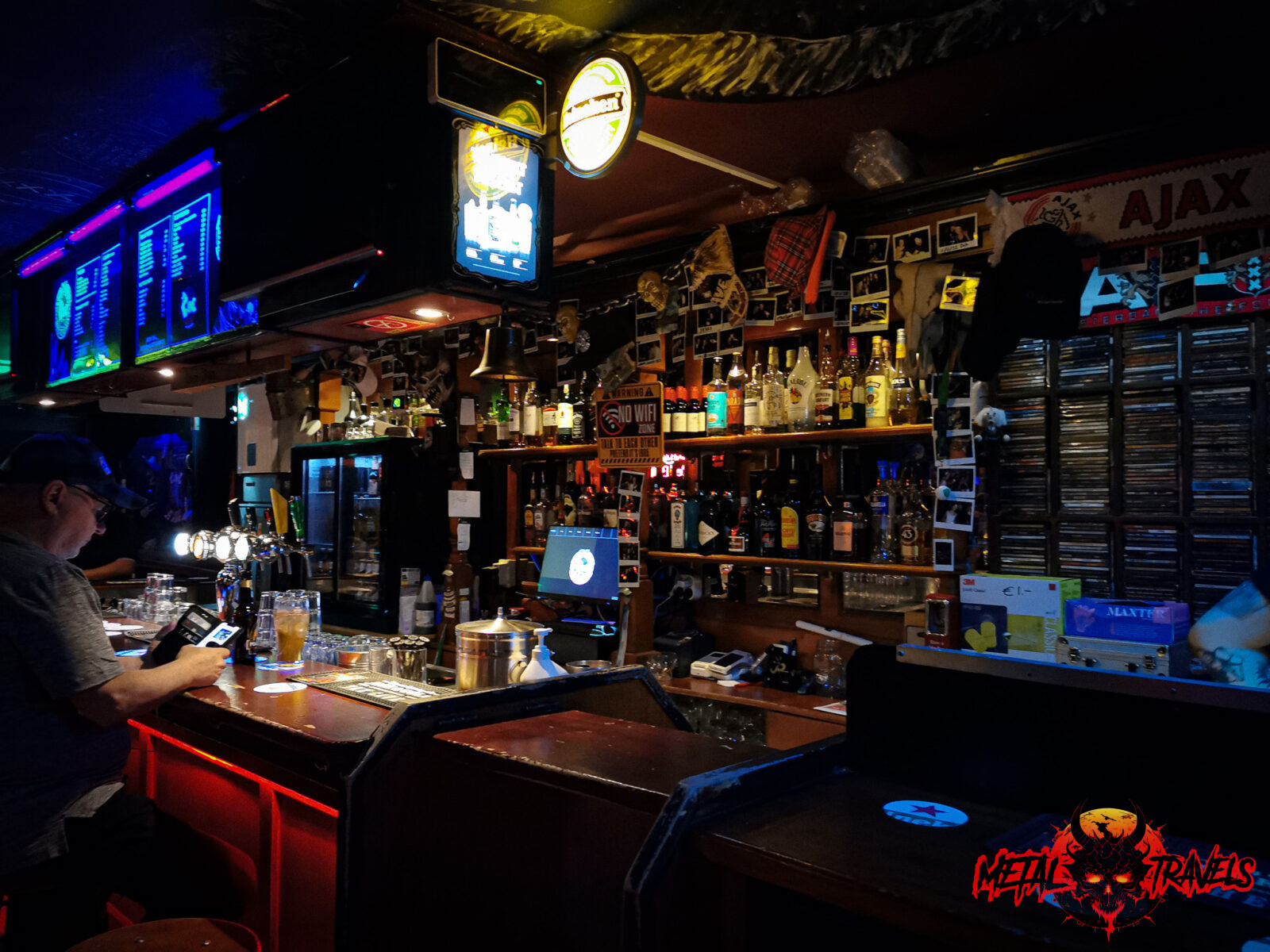 Cave-Rock-Club-08-1600x1200 The bar at The Cave Rock Club