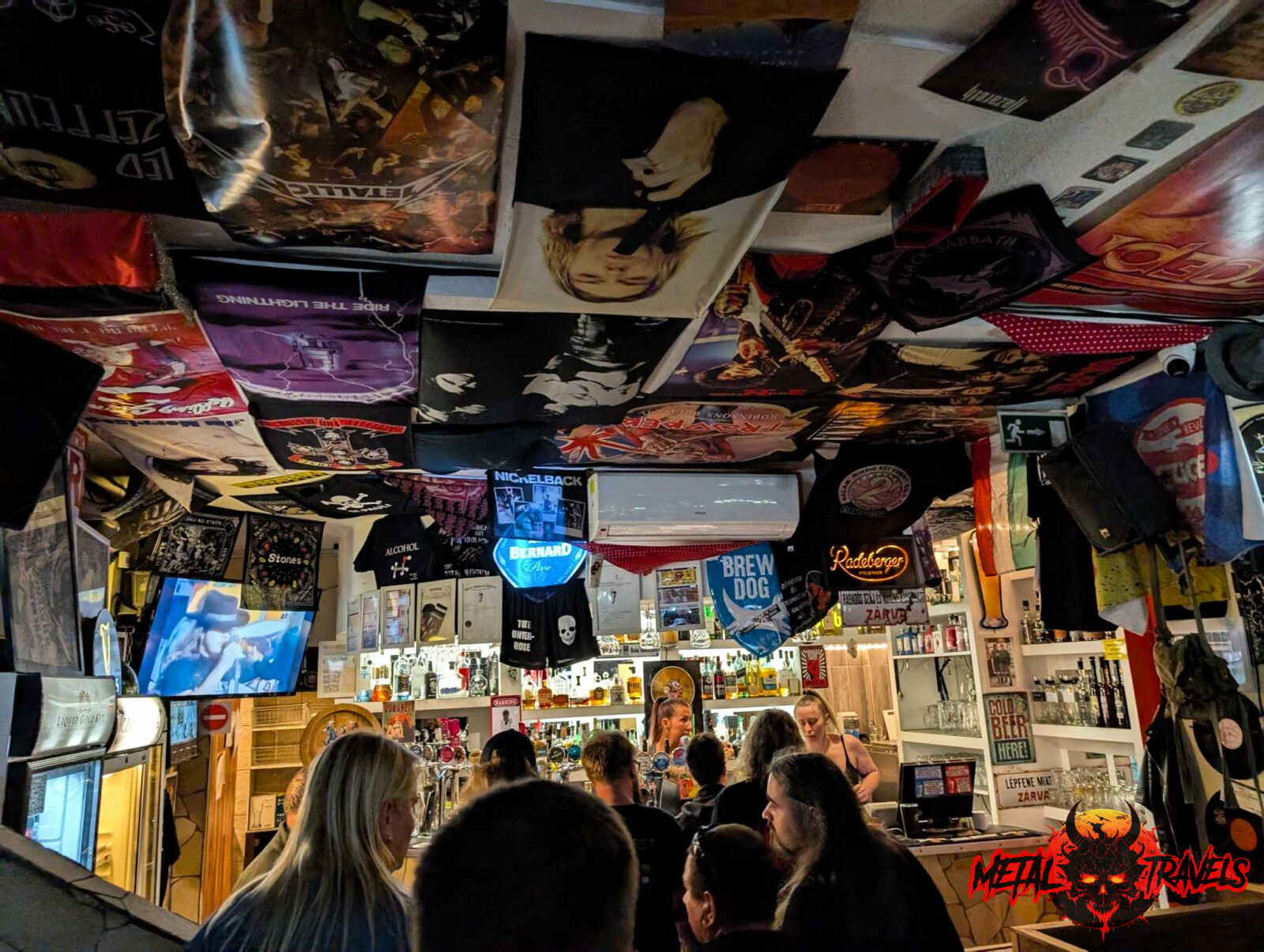 Liquid-Rock-05-1600x1205 Bar at Liquid Rock