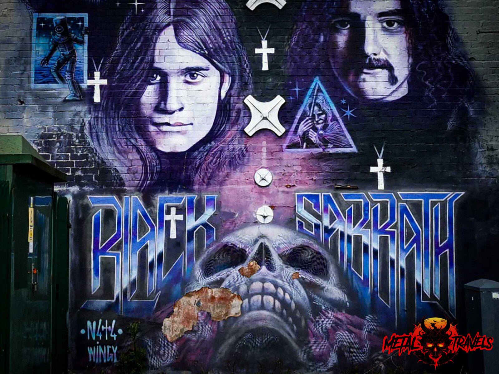 Black-Sabbath-Graffiti-02
