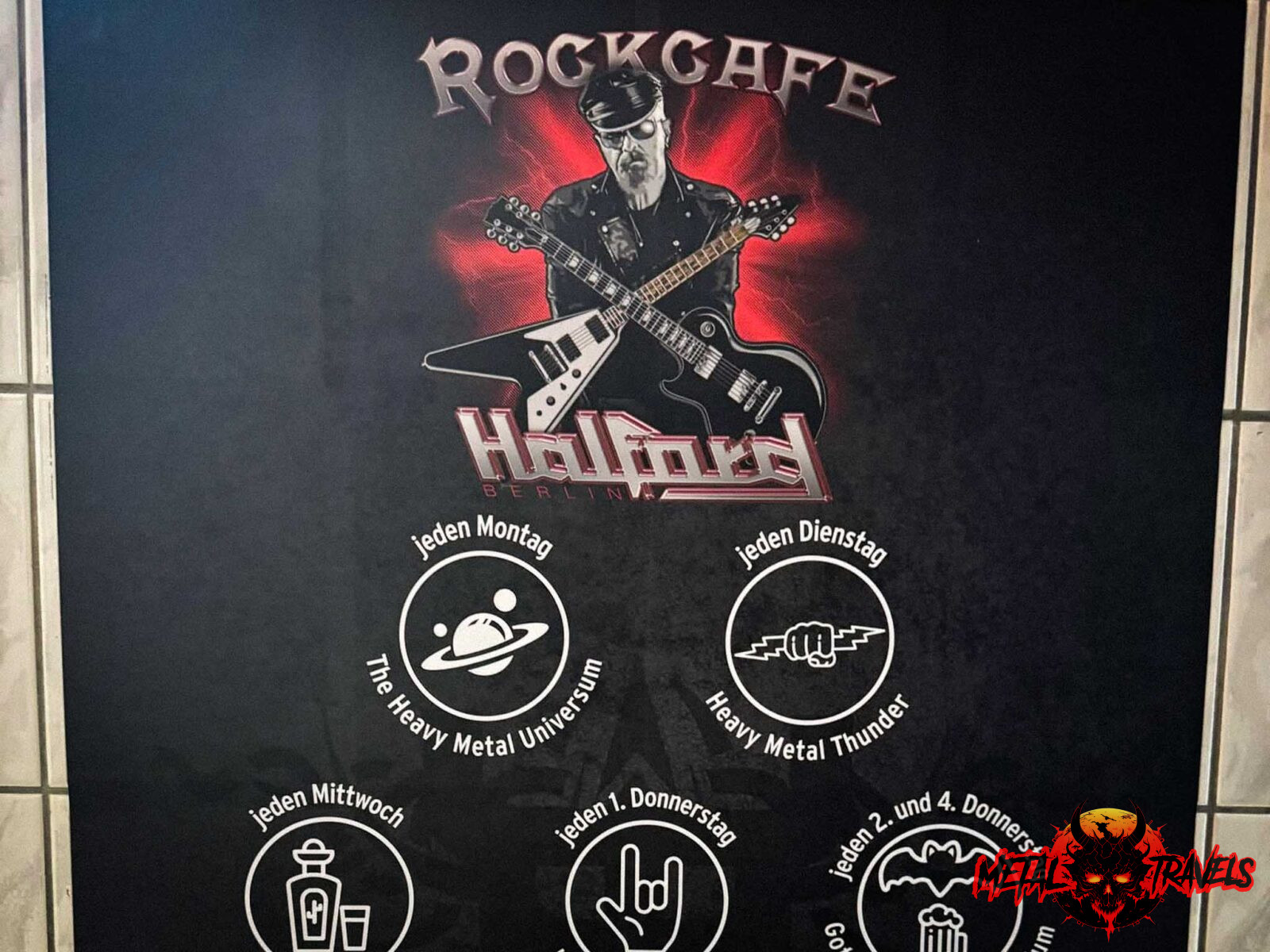 Rockcafé Halford Sign